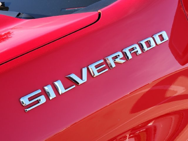 Used 2022 Chevrolet Silverado 1500 Custom AWD/4WD image 9