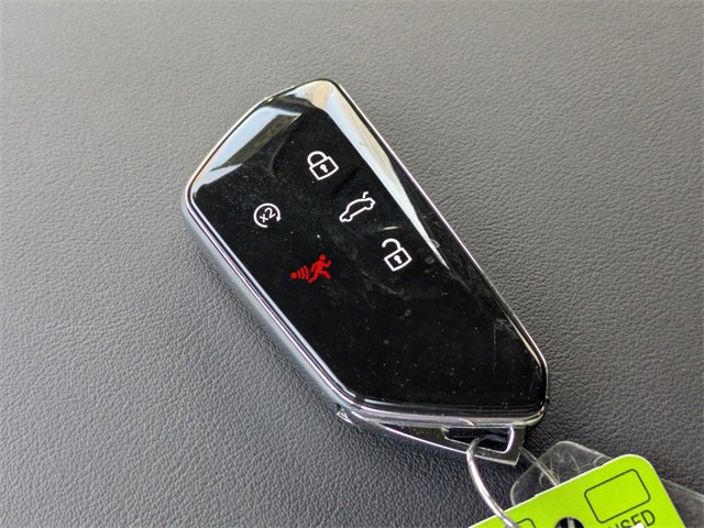 Certified 2025 Volkswagen Atlas Cross Sport SEL image 33