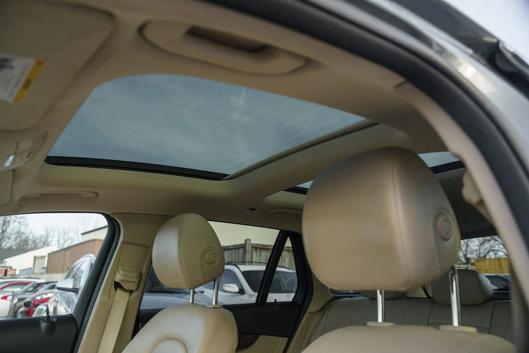 Used 2018 Mercedes-Benz GLC 300 GLC 300 4MATIC Sport Utility 4 image 18