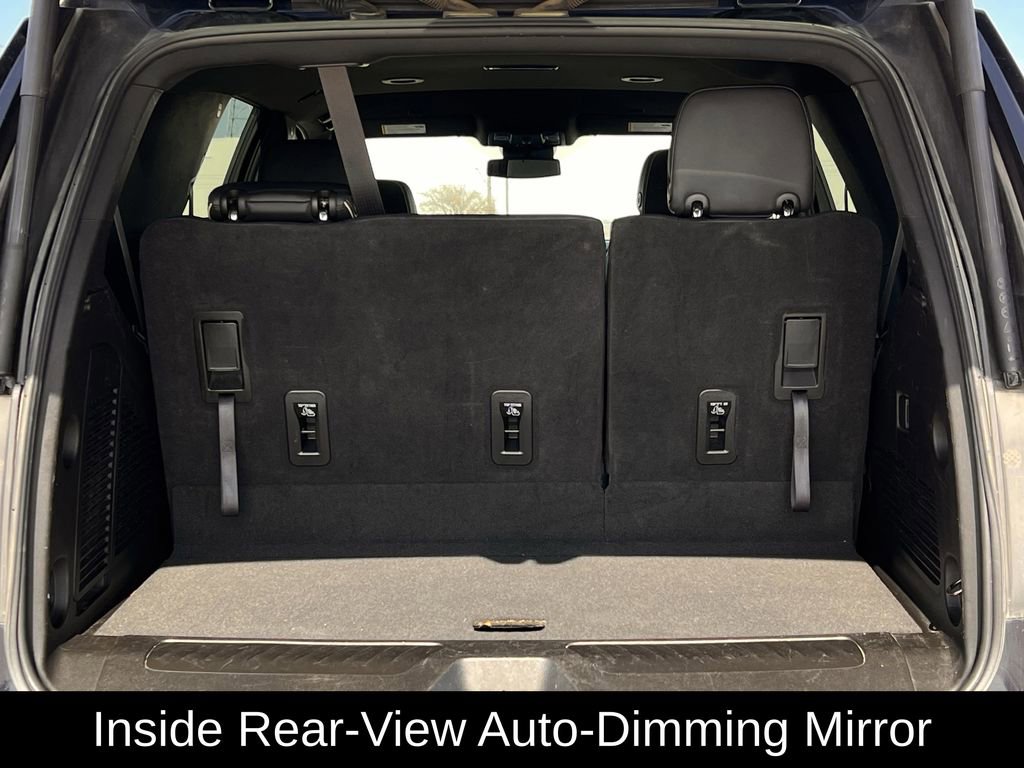 Used 2023 GMC Yukon SLT image 36