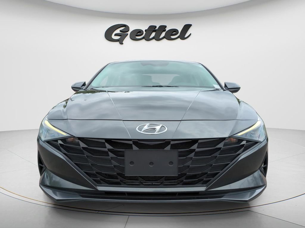 Used 2022 Hyundai Elantra SEL FWD video 2