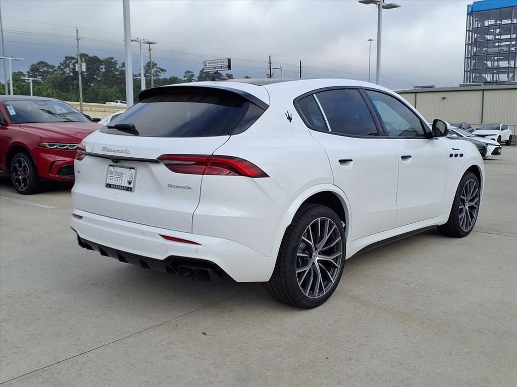 New 2026 Maserati Grecale Modena image 7