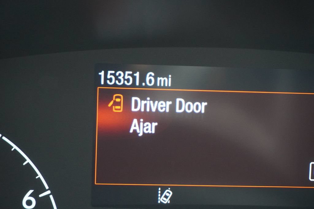 Used 2025 Ford Transit 350 XLT RWD image 9