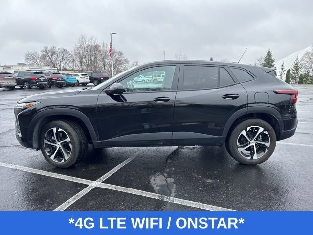 Used 2024 Chevrolet Trax RS w/ Driver Confidence Package image 9