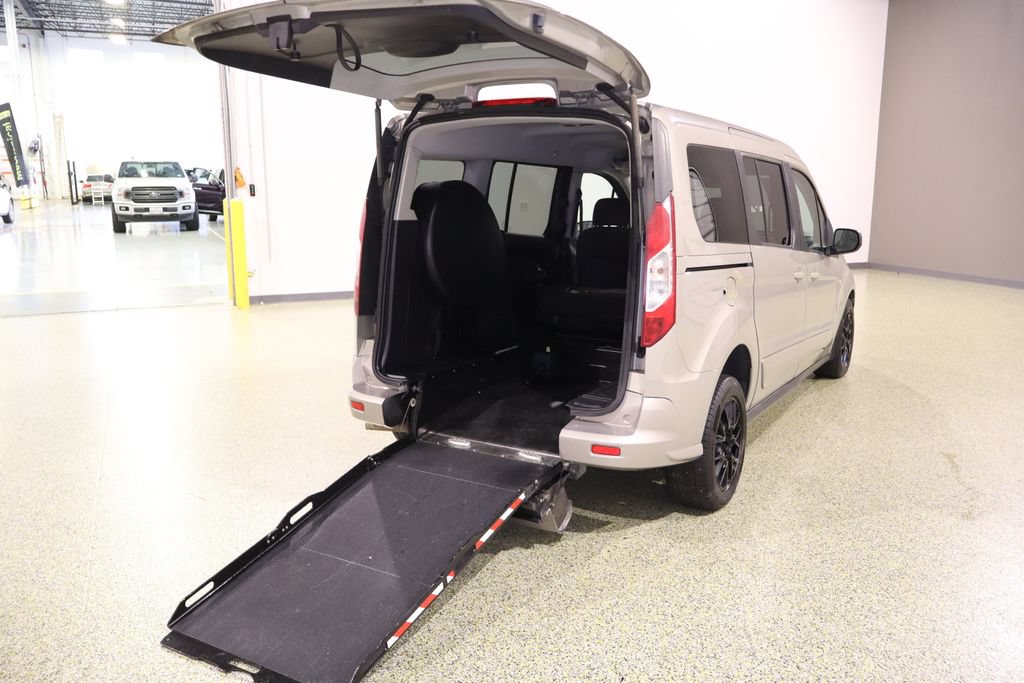Used 2015 Ford Transit Connect XLT