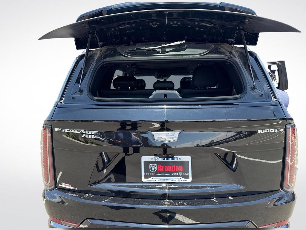 Used 2026 Cadillac Escalade IQL Sport 1 AWD/4WD image 30