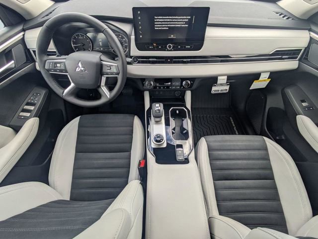 New 2026 Mitsubishi Outlander SE FWD image 15