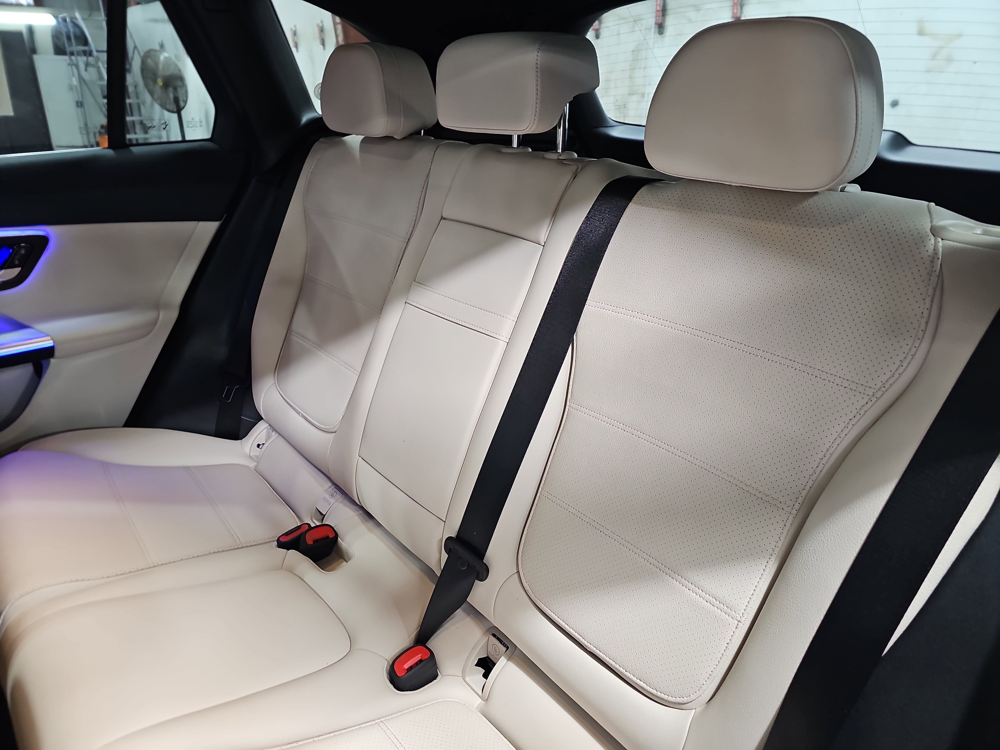 Certified 2025 Mercedes-Benz GLC 300 4MATIC image 16