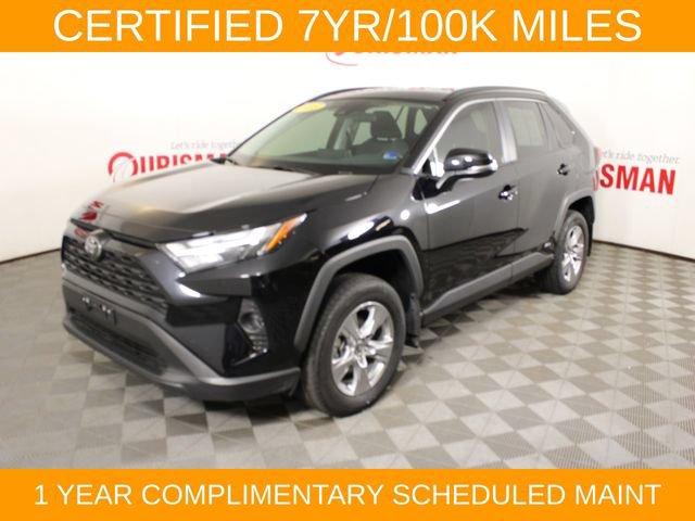 Used 2025 Toyota RAV4 XLE AWD/4WD image 1