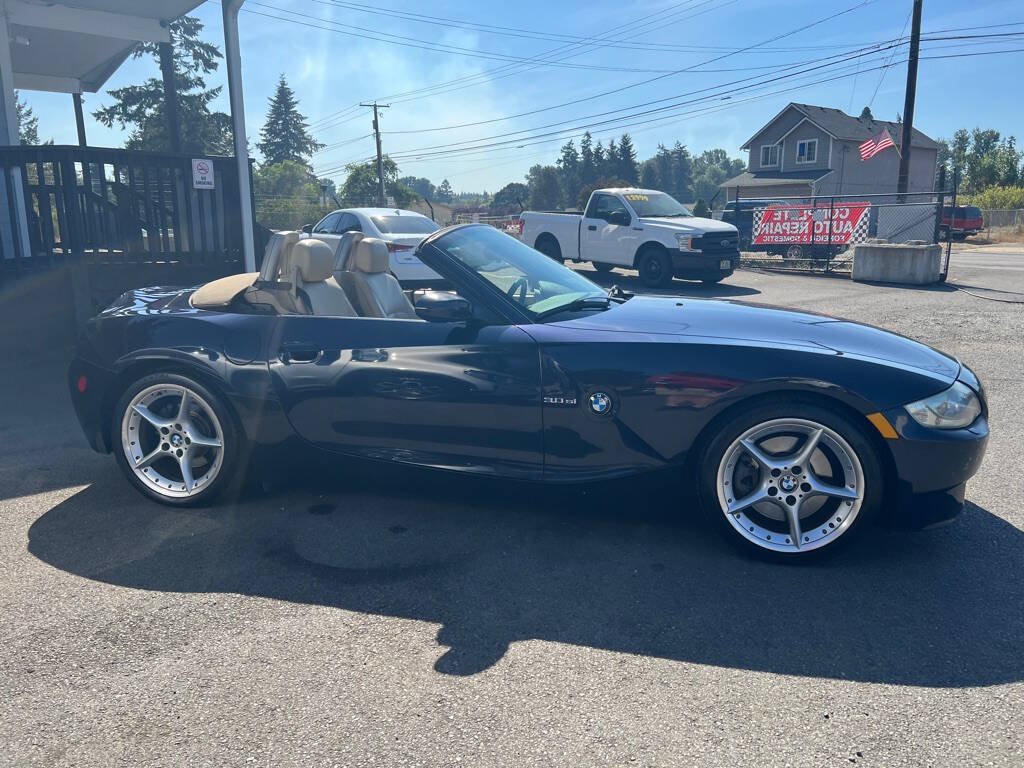 Used 2006 BMW Z4 3.0si RWD image 12