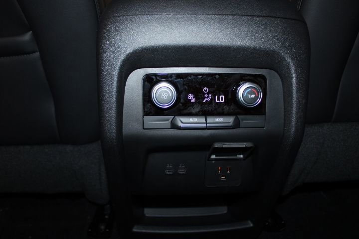 New 2025 GMC Acadia AT4 w/ Super Cruise Package image 45