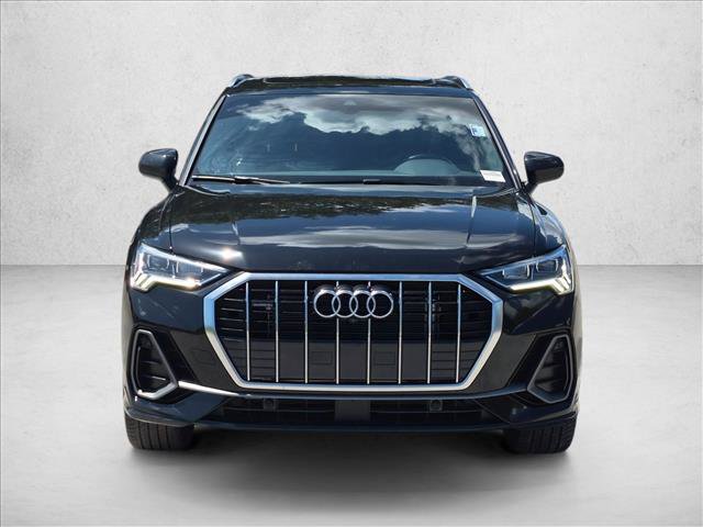 Used 2023 Audi Q3 2.0T Premium Plus AWD/4WD image 2