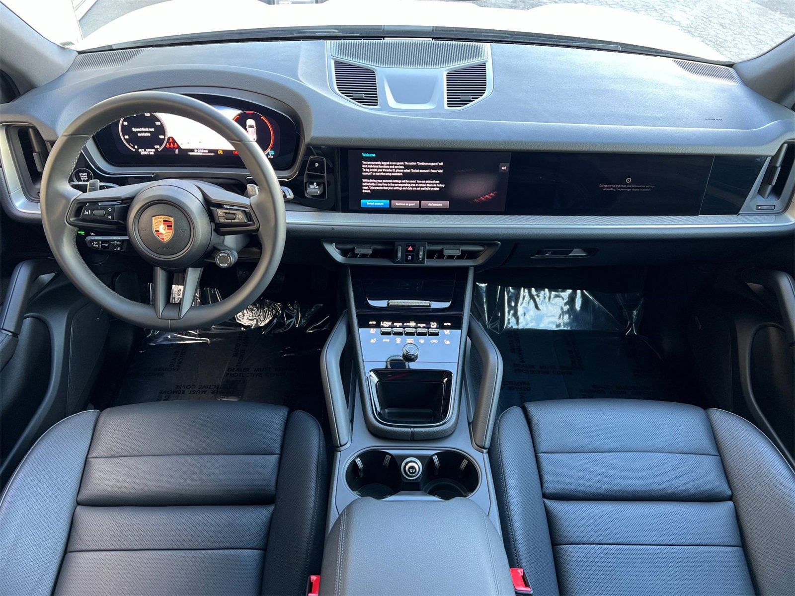 Certified 2025 Porsche Cayenne image 6