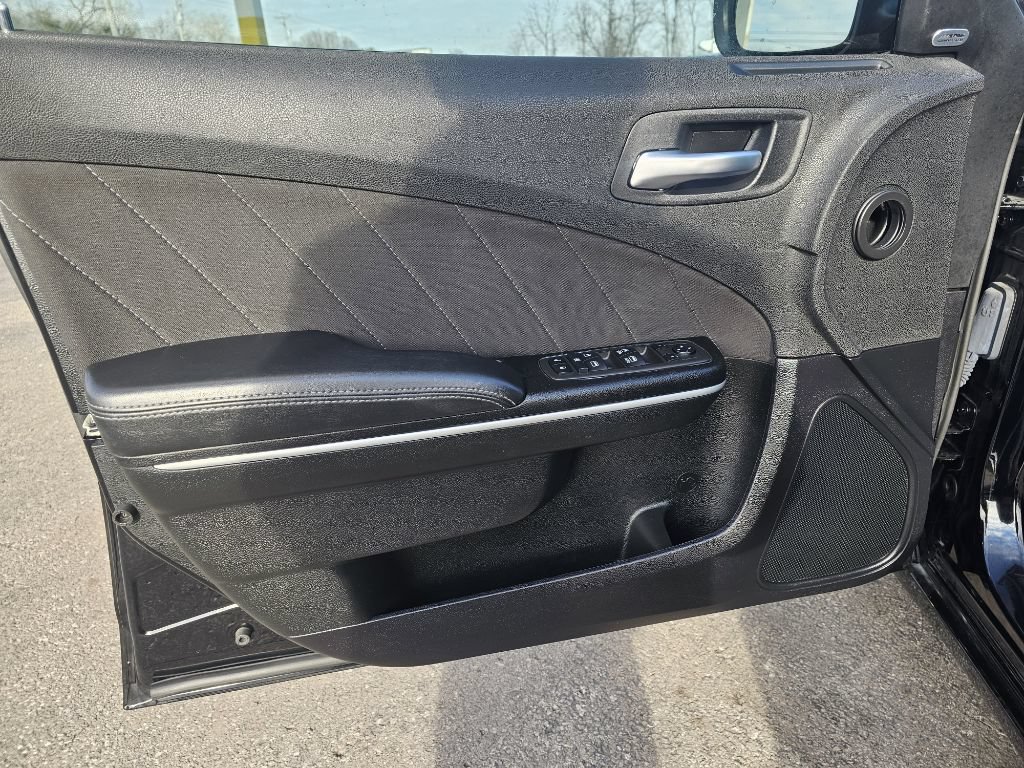 Used 2023 Dodge Charger SXT RWD image 20