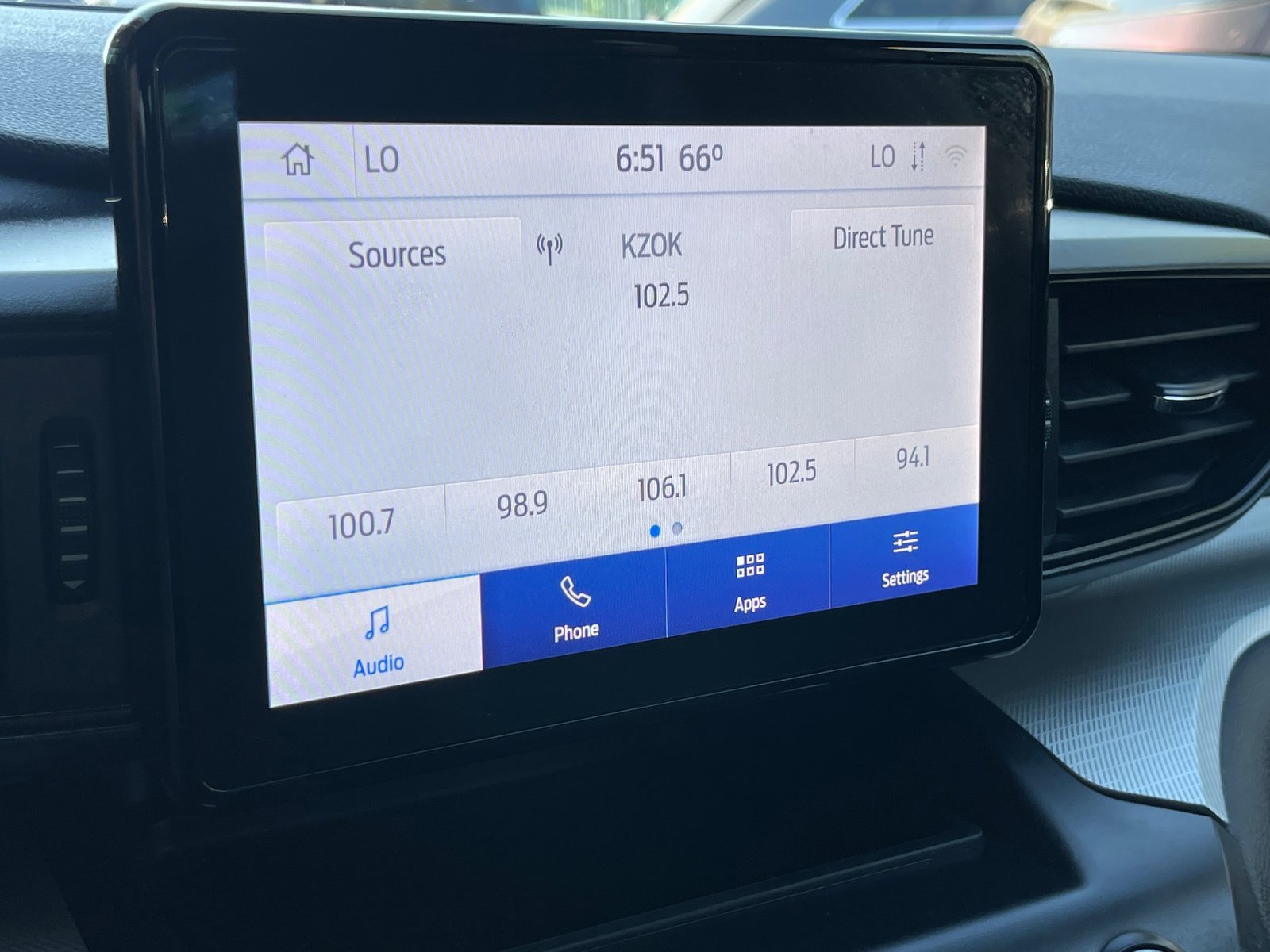 Used 2020 Ford Explorer XLT image 51
