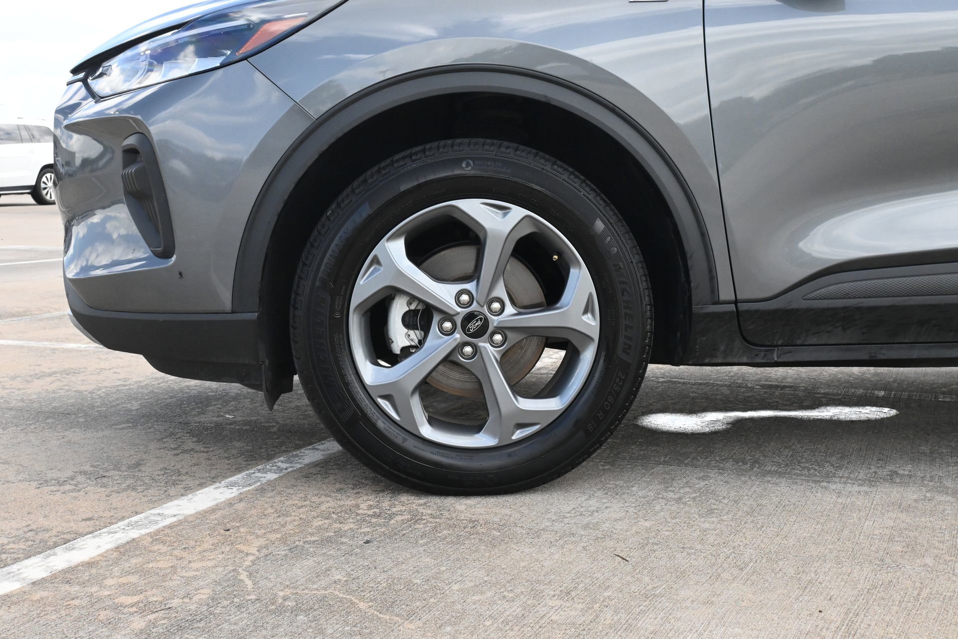 Used 2025 Ford Escape ST-Line AWD/4WD image 29