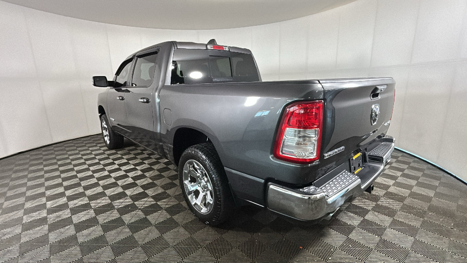 Used 2020 RAM 1500 Big Horn AWD/4WD image 5