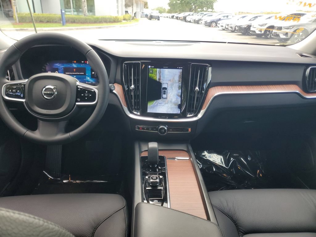 Certified 2024 Volvo V60 B5 Cross Country Plus AWD/4WD image 14