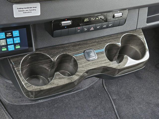 New 2024 Mercedes-Benz Sprinter 3500 image 31