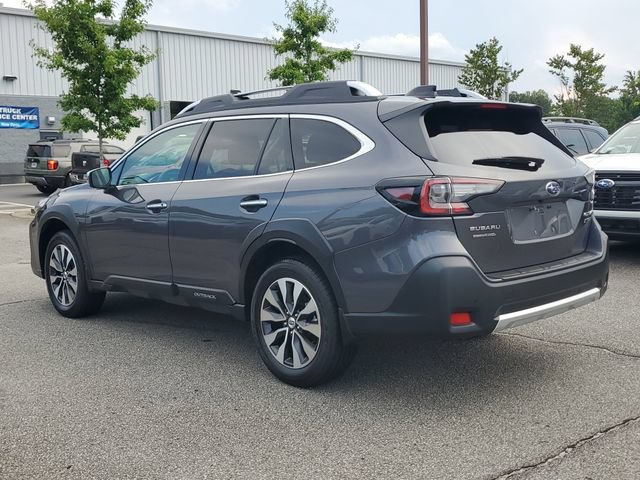 Certified 2025 Subaru Outback Touring w/ Popular Package #2 AWD/4WD image 5