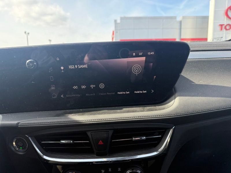 Used 2025 Buick Encore GX Sport Touring w/ Comfort Package image 12