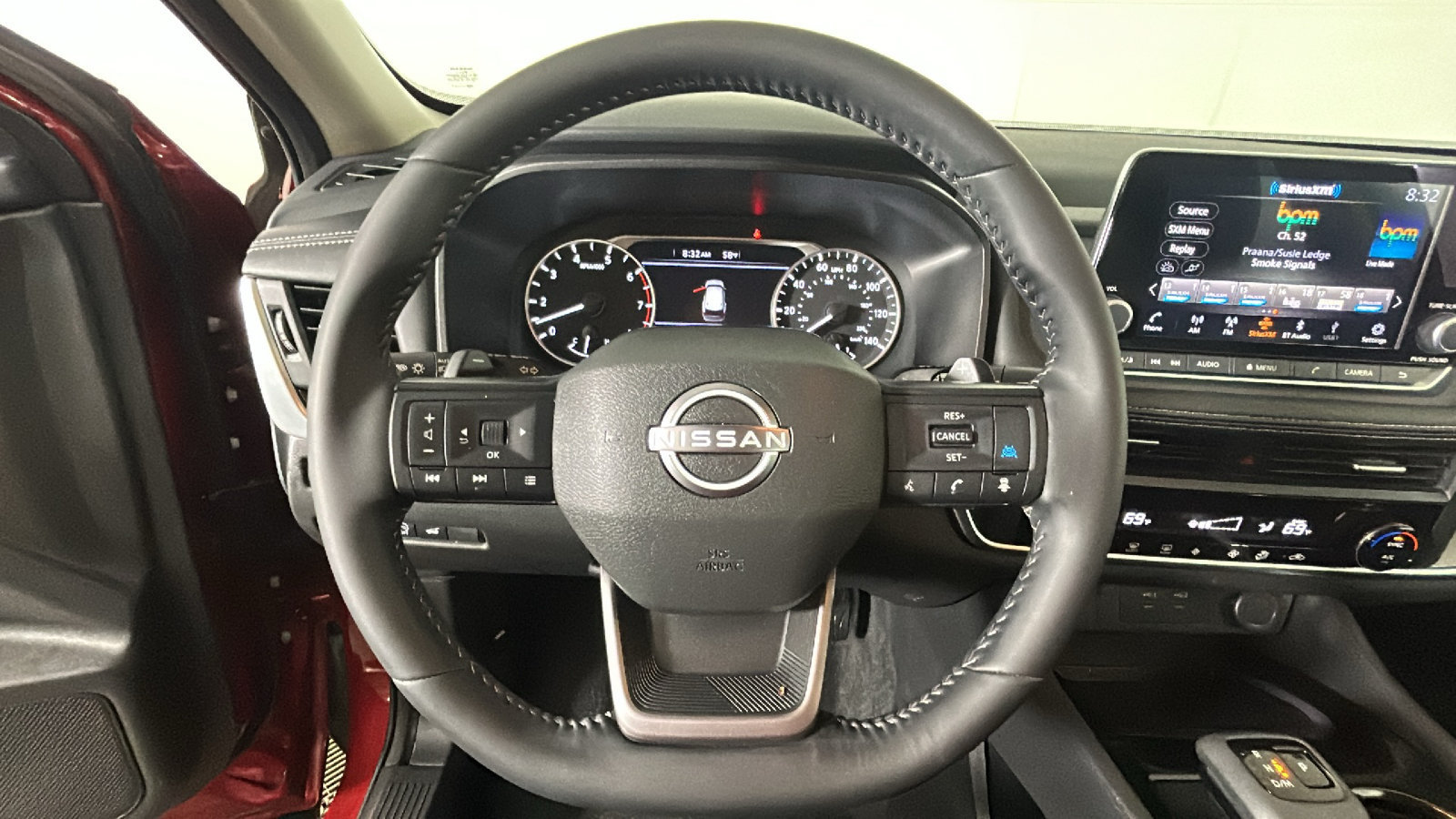 Certified 2026 Nissan Rogue SV AWD/4WD image 18