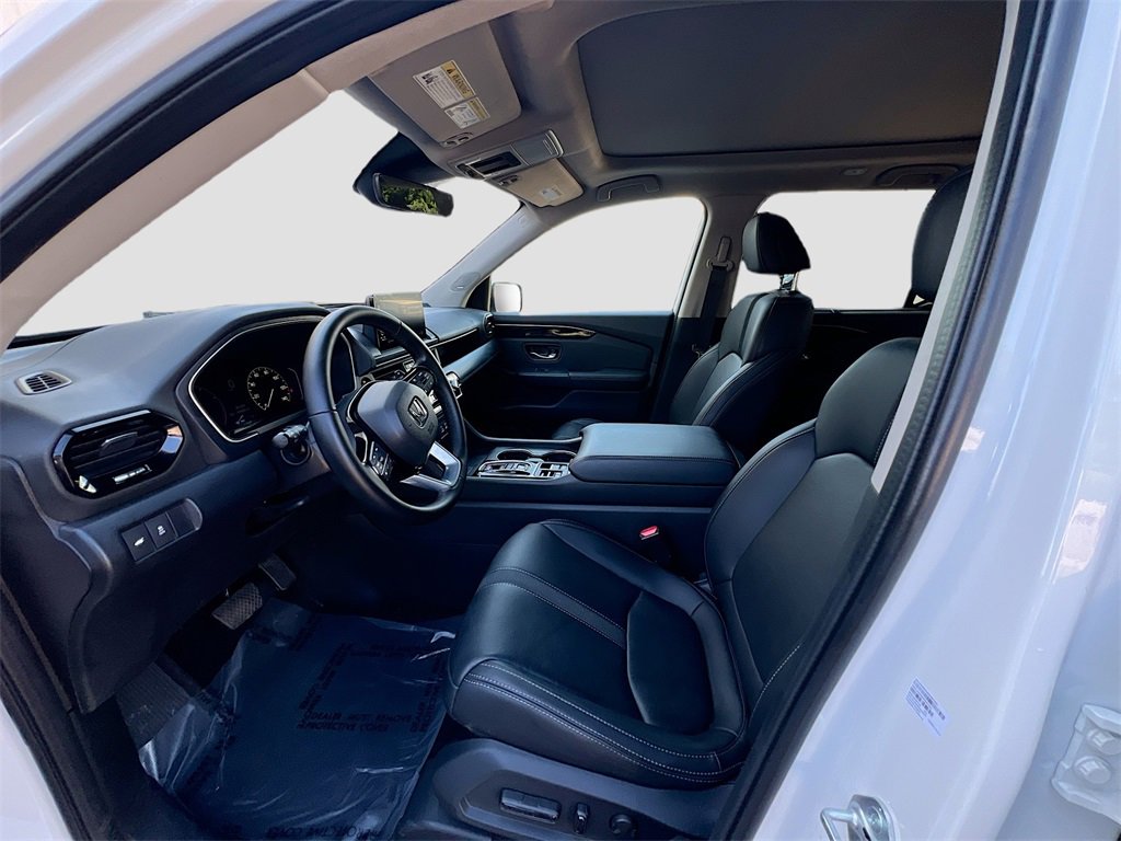 Used 2023 Honda Pilot Touring image 22