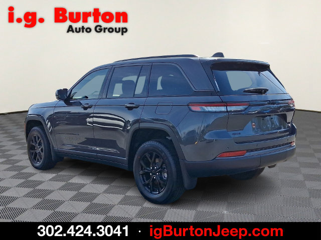 New 2026 Jeep Grand Cherokee Altitude AWD/4WD image 3