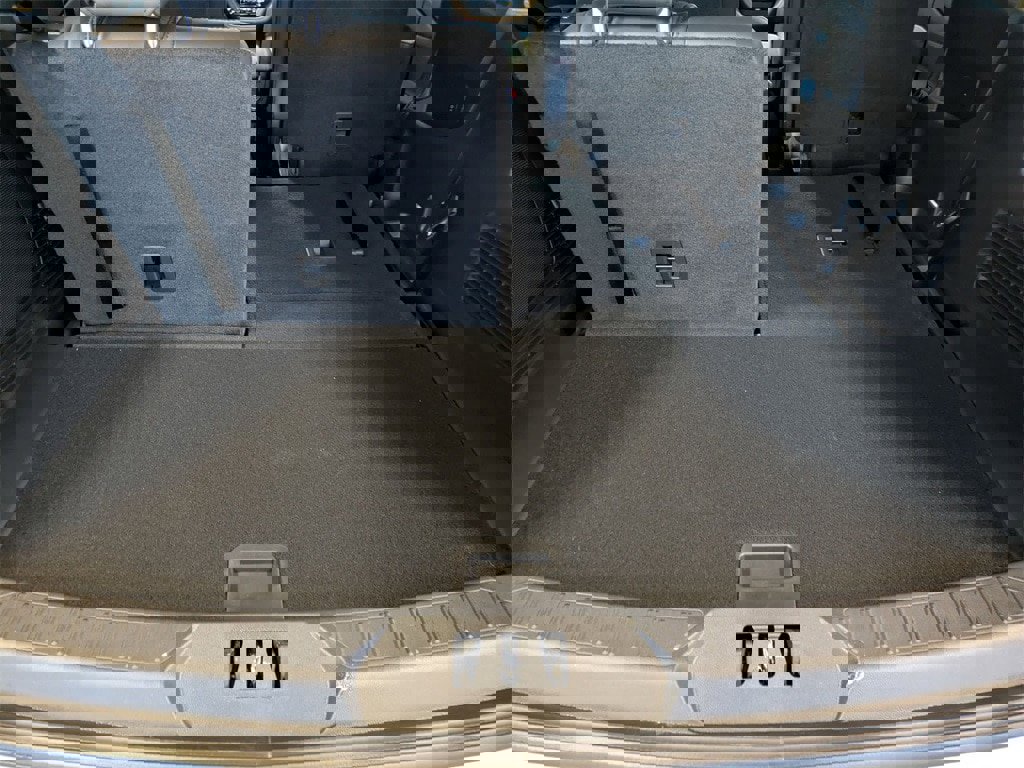 New 2026 Ford Explorer ST-Line w/ ST-Line Street Pack image 7