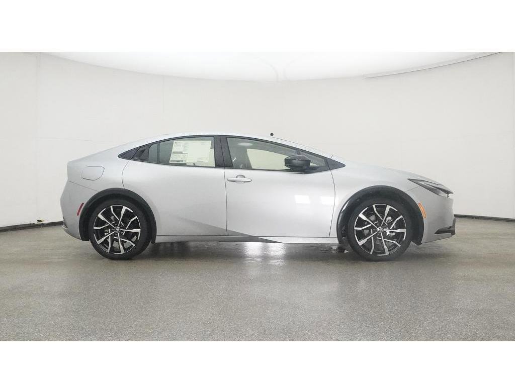 New 2026 Toyota Prius Plug-In Hybrid image 27