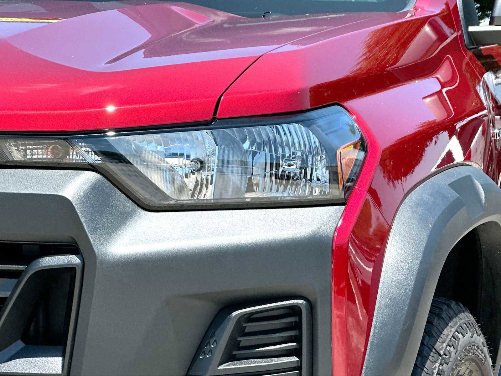 Used 2025 Chevrolet Colorado Trail Boss AWD/4WD image 16