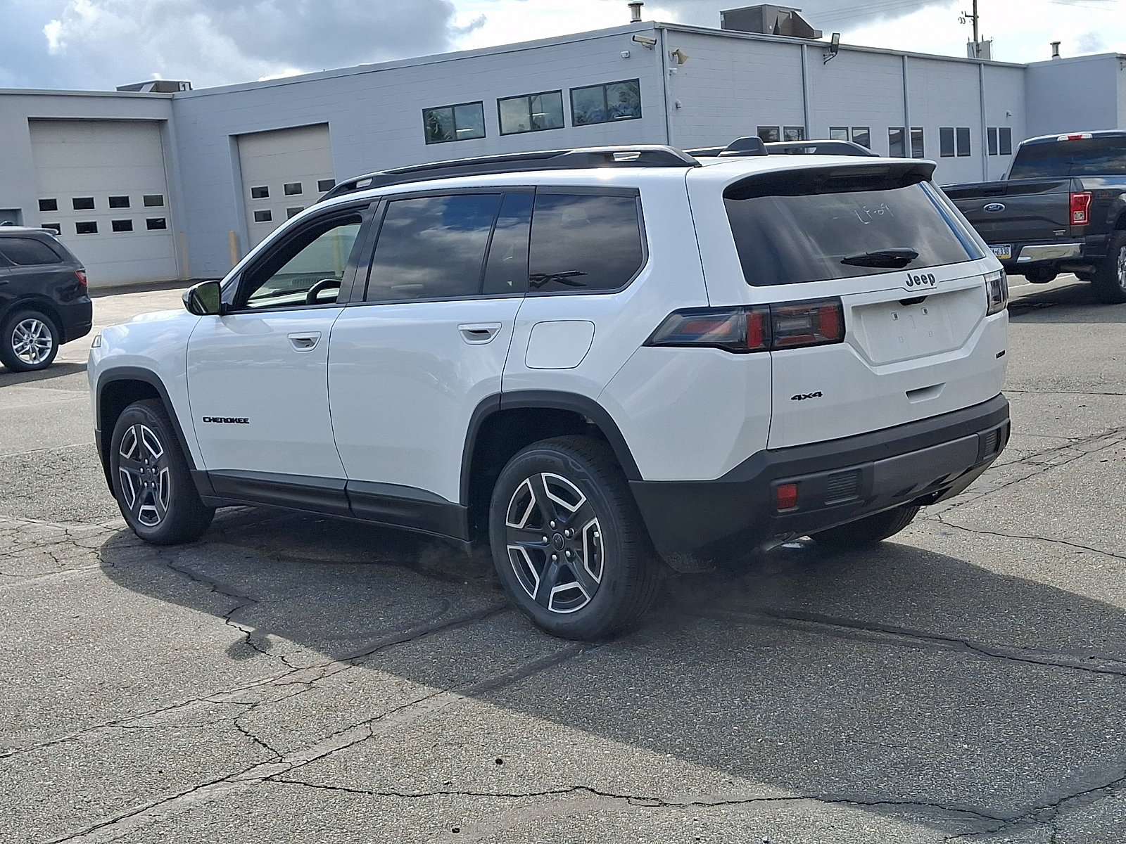 New 2026 Jeep Cherokee Laredo AWD/4WD image 3