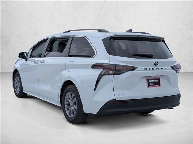 New 2026 Toyota Sienna XLE image 9