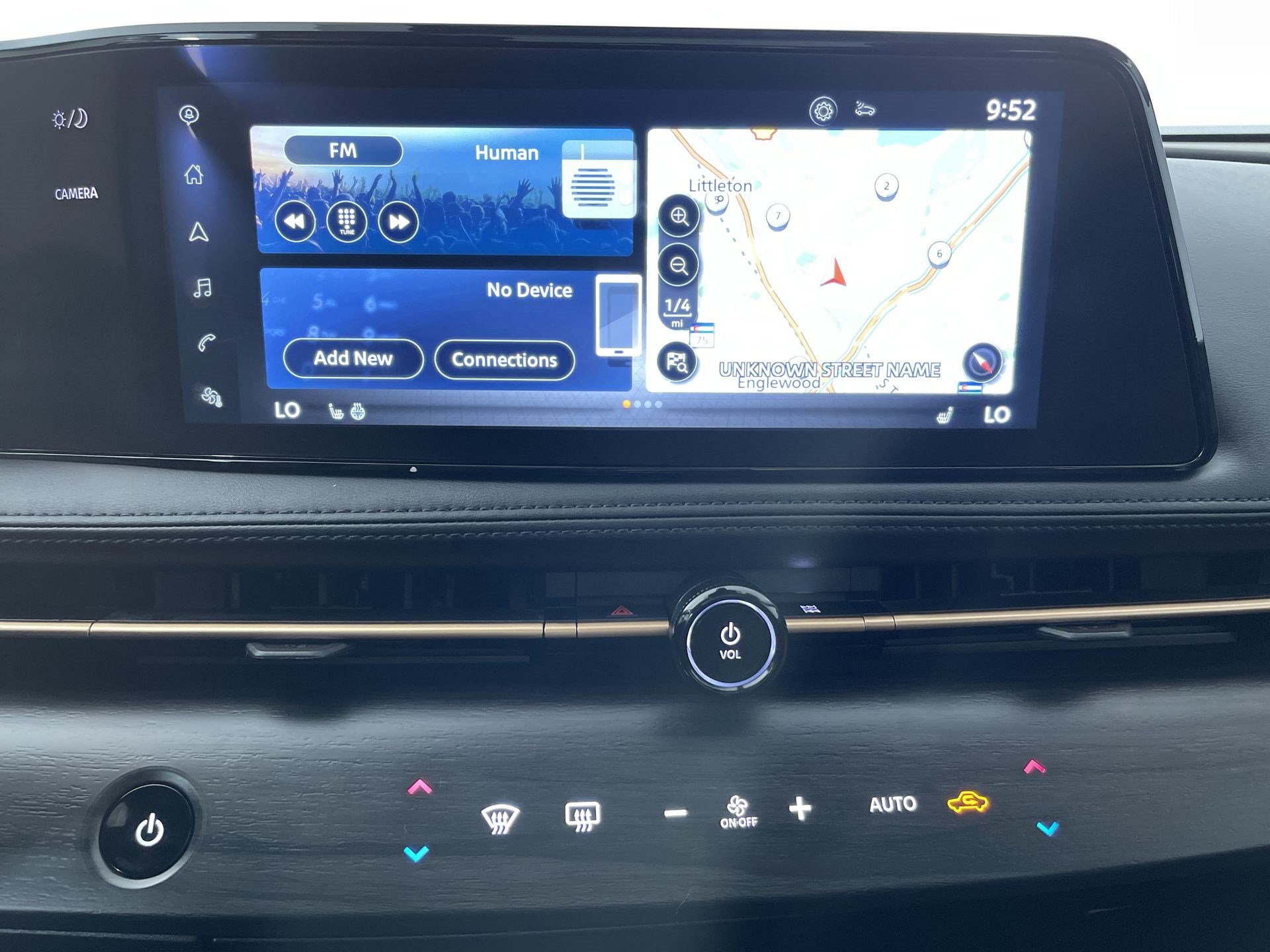 Certified 2024 Nissan Ariya AWD image 18