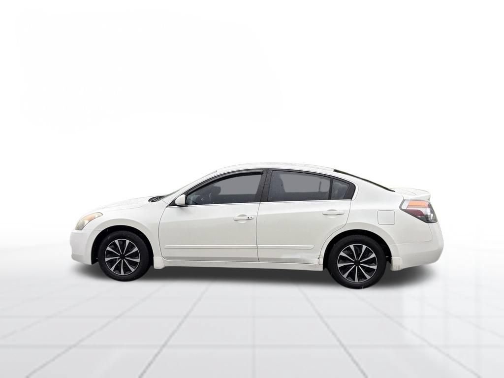 Used 2007 Nissan Altima 2.5 S w/ Technology Pkg FWD image 2