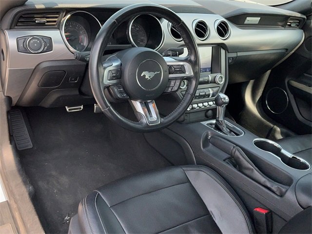 Used 2022 Ford Mustang Premium image 11