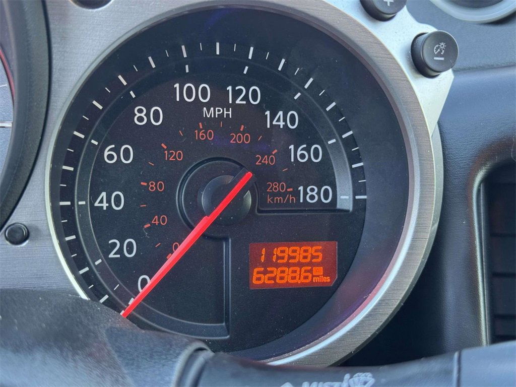 Used 2020 Nissan 370Z Base image 13