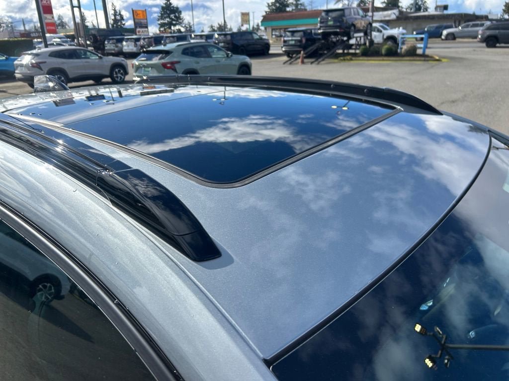 New 2027 Chevrolet Bolt RS w/ Technology Package FWD image 29