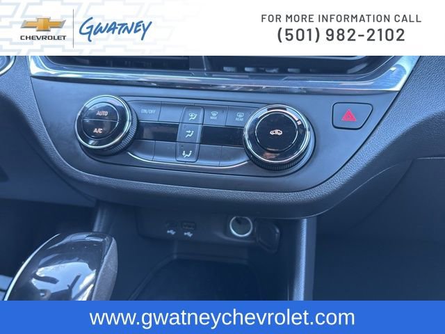 Used 2025 Buick Envista Preferred image 18