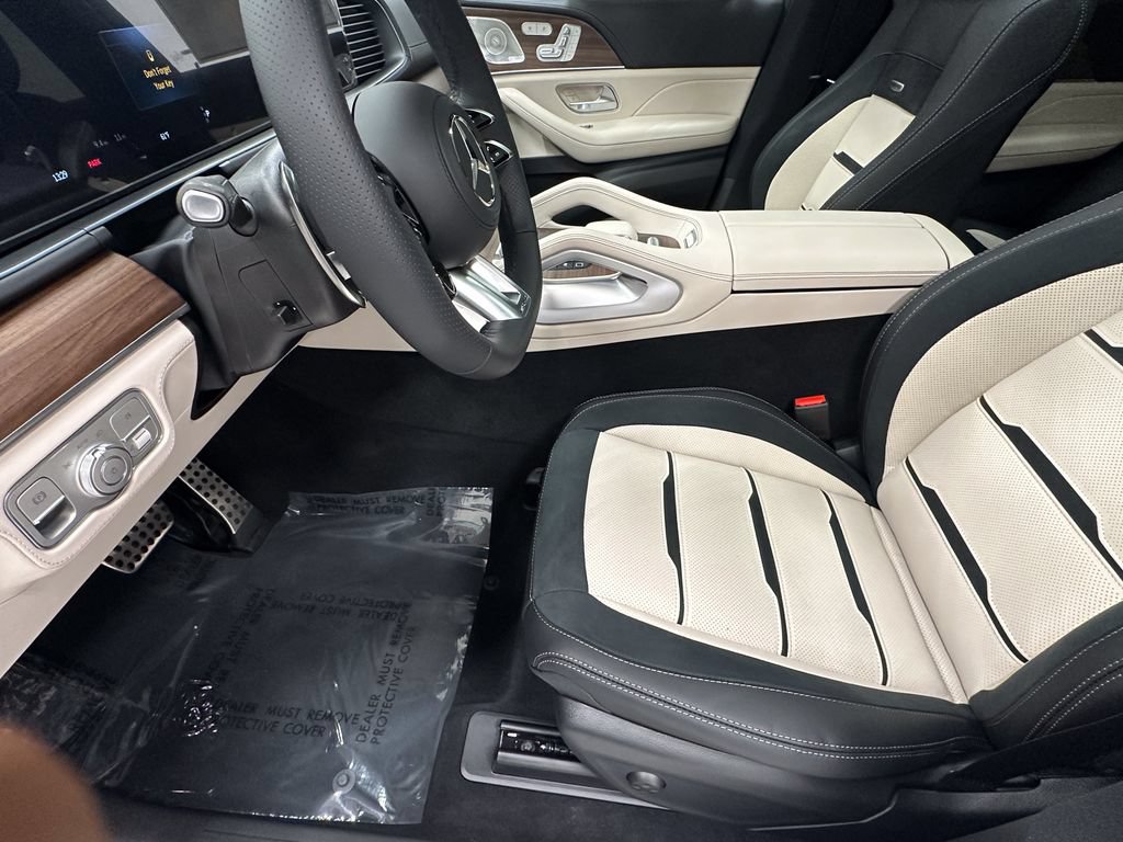 New 2026 Mercedes-Benz GLE 53 AMG 4MATIC Coupe image 10