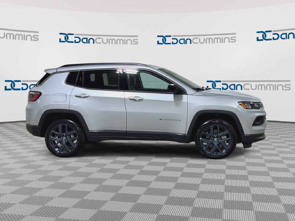 New 2026 Jeep Compass Latitude AWD/4WD image 9