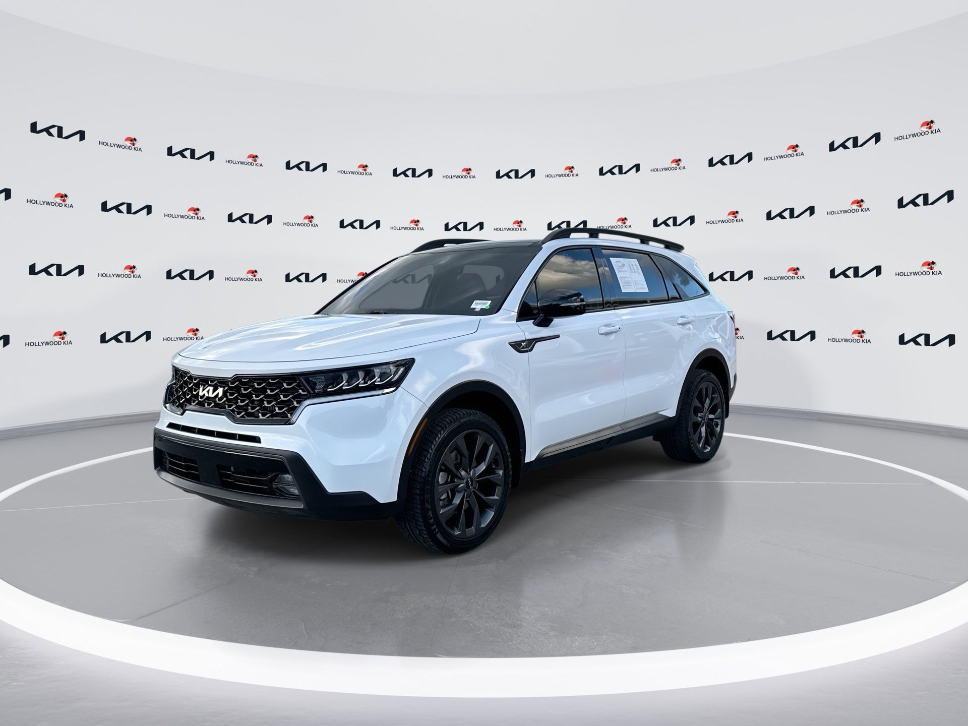 Certified 2023 Kia Sorento X-Line EX image 4