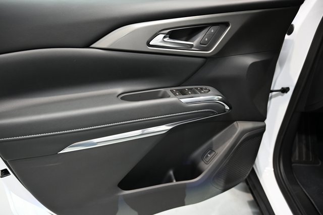 New 2026 Chevrolet Traverse LT w/ Driver Confidence Package image 24