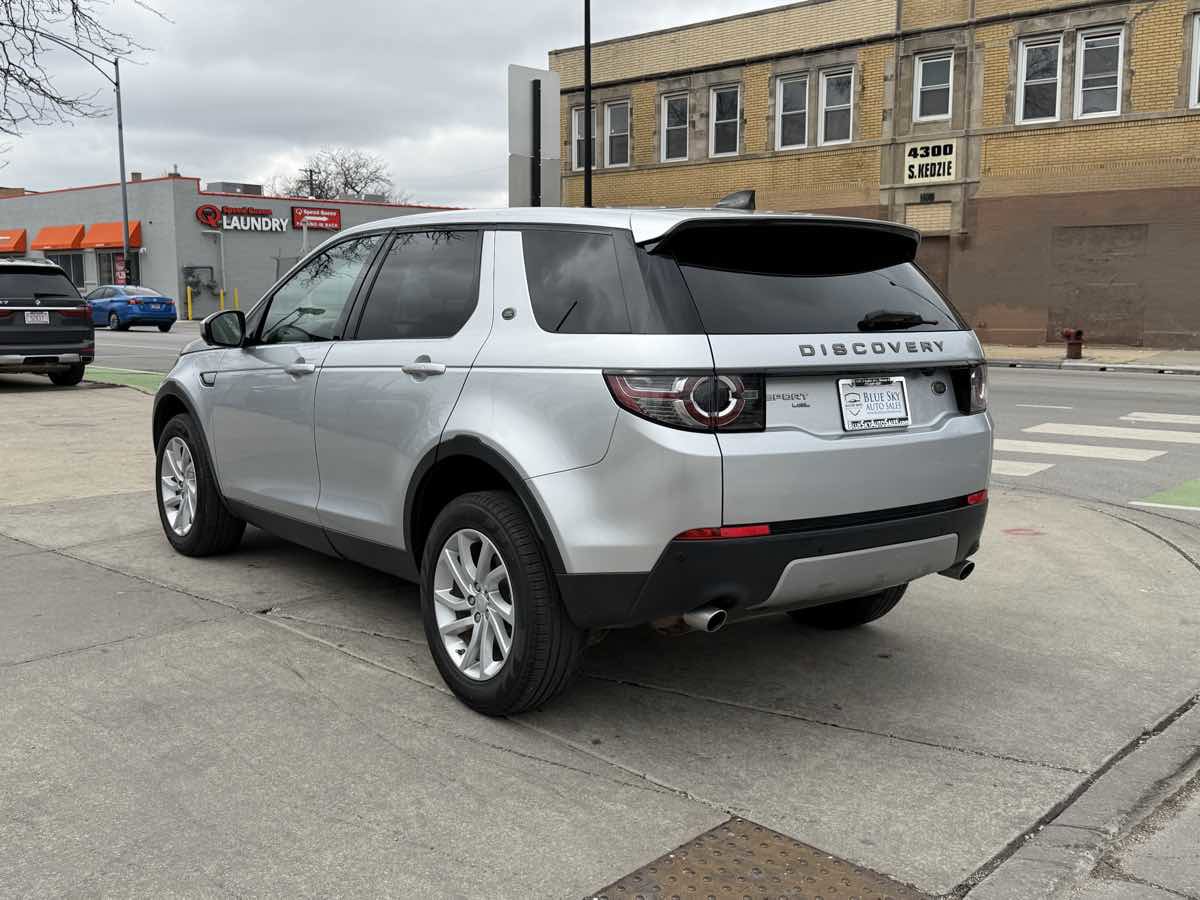 Used 2018 Land Rover Discovery Sport HSE AWD/4WD image 7