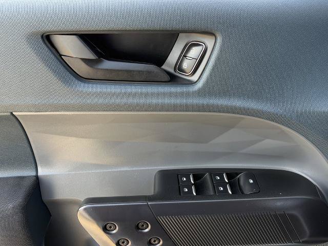 Certified 2023 Ford Maverick XL FWD image 24