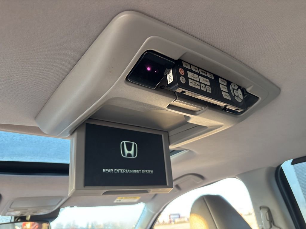 Used 2017 Honda Pilot Touring image 5