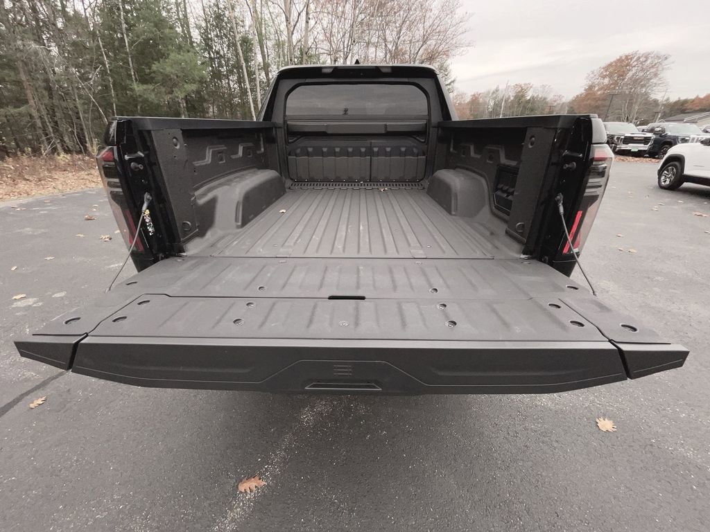 New 2025 GMC Sierra EV Denali image 32