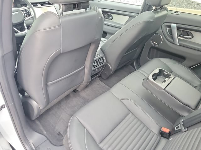 Used 2025 Land Rover Discovery Sport Dynamic SE AWD/4WD image 16
