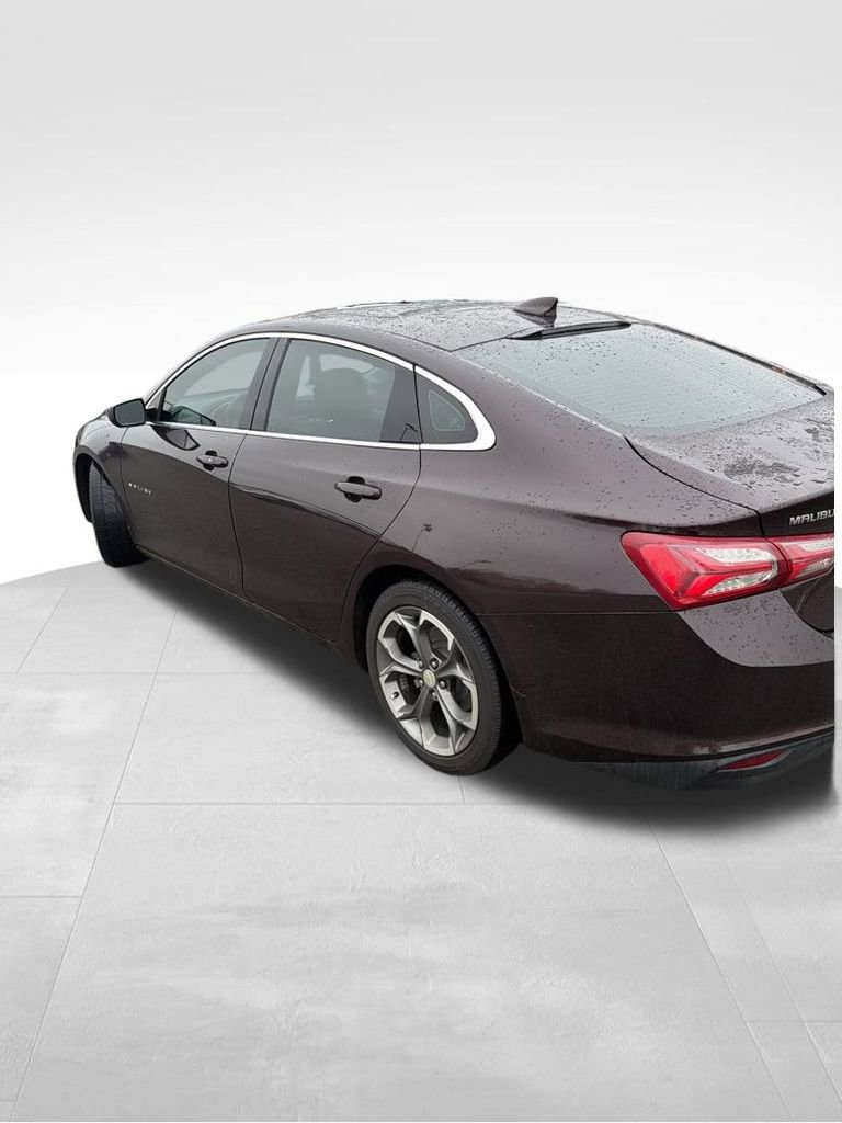 Used 2021 Chevrolet Malibu LT image 9