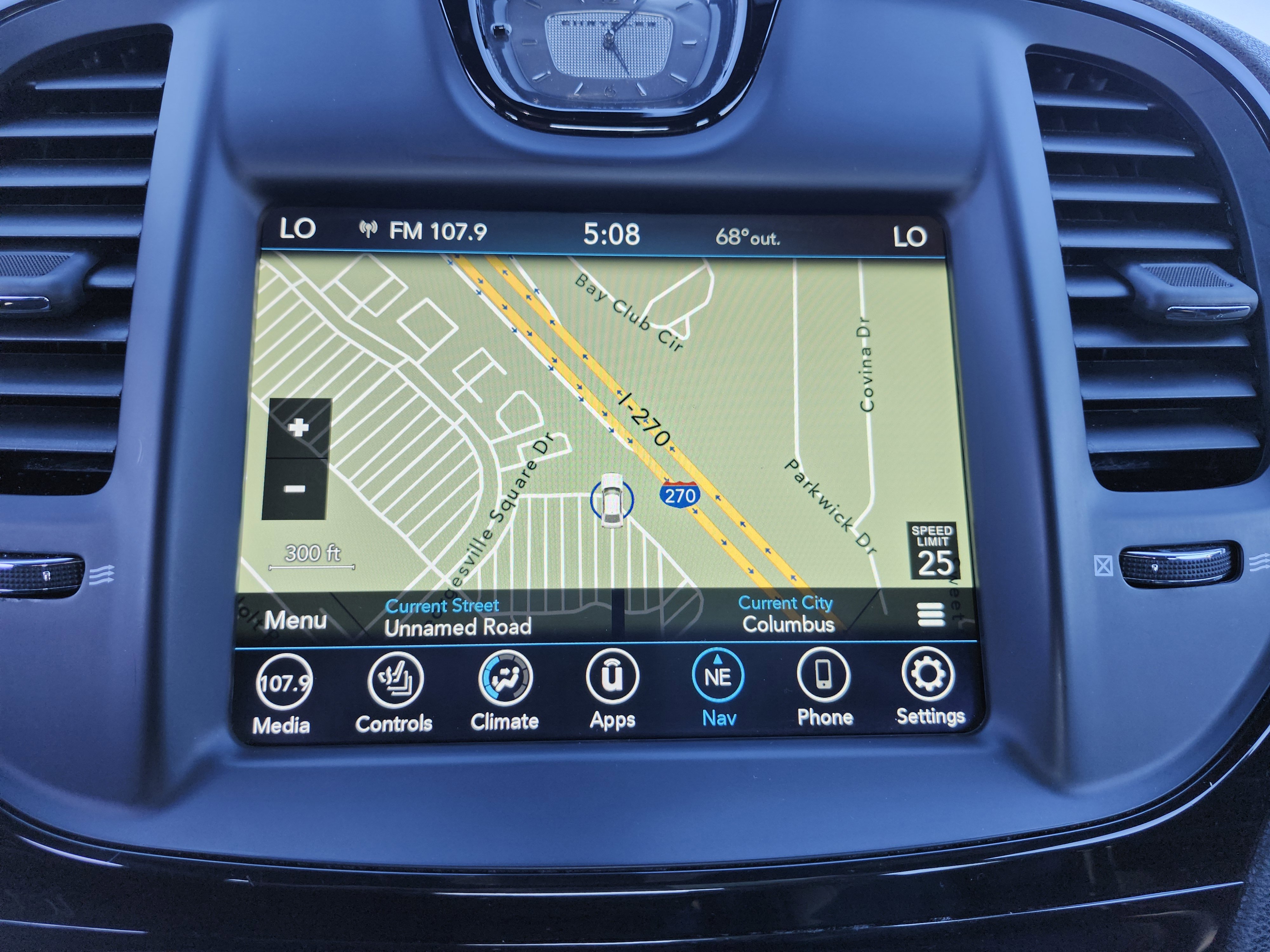 Used 2023 Chrysler 300 S image 4